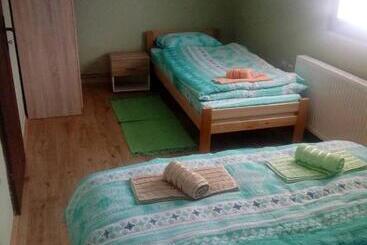 پانسیون Rooms Violeta