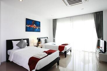 酒店 One World One Home Naiharn