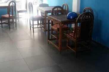 هتل Hôtel Le Corail