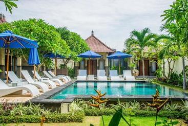 هتل Lembongan Boutique Resort