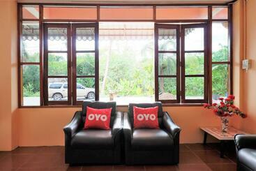 هتل Rose In Mansion By Oyo Rooms
