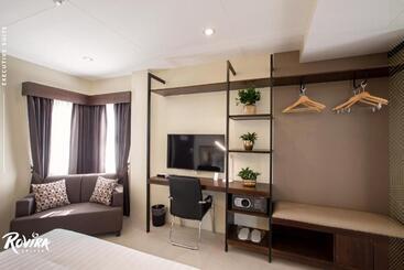 هتل Rovira Suites