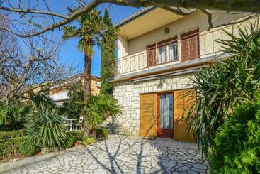 Apartments Antić 4255