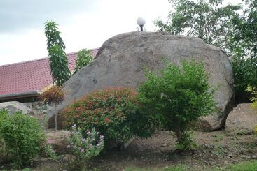 Cawaal Hotels