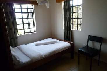 Cawaal Hotels