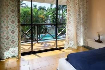 Condo Hotel Playa Las Ballenas