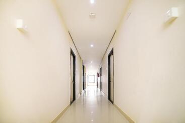 هتل Flagship Vj Inn Nagamalli Thota