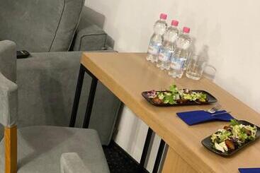 هتل Grofa Apartments