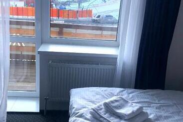 هتل Grofa Apartments
