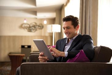 هتل Hampton By Hilton David