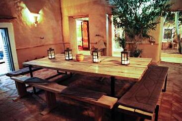 هتل Le Moulin
