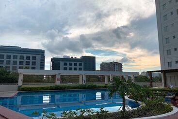 پانسیون Avida Towers Cebu708 Fast Wifi, Netflix, 50in Smart Tv