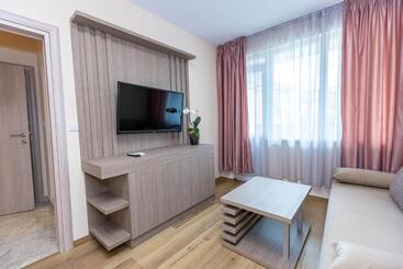 پانسیون Family Hotel Ambrozia