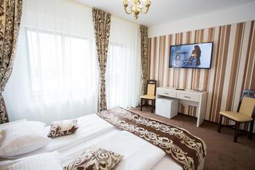 پانسیون Restaurant Ayan Piatra Neamt