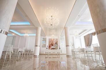 پانسیون Restaurant Ayan Piatra Neamt