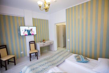 پانسیون Restaurant Ayan Piatra Neamt