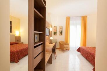 هتل Albergo Vittoria