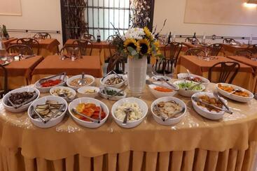 هتل Albergo Vittoria