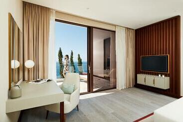 Ananti Resort, Residences & Beach Club by The Leading Hotels Of The World