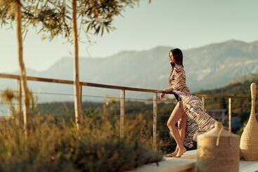 Ananti Resort, Residences & Beach Club by The Leading Hotels Of The World