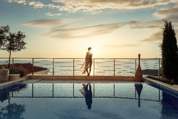 Ananti Resort, Residences & Beach Club by The Leading Hotels Of The World