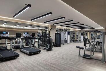 هتل Courtyard By Marriott Shenzhen Northwest