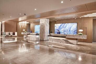 هتل Courtyard By Marriott Shenzhen Northwest