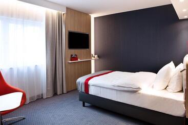 هتل Holiday Inn Express   Sindelfingen, An Ihg
