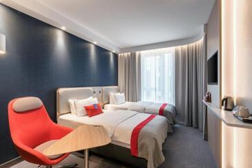 هتل Holiday Inn Express   Sindelfingen, An Ihg