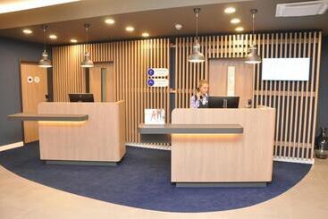 هتل Holiday Inn Express   Sindelfingen, An Ihg