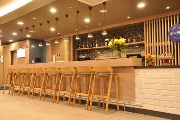 هتل Holiday Inn Express   Sindelfingen, An Ihg
