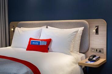 هتل Holiday Inn Express   Sindelfingen, An Ihg