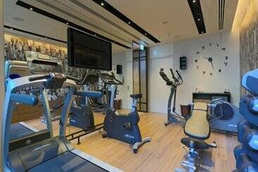 Indigo Larnaca, An Ihg Hotel Adults Only