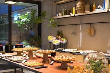 Indigo Larnaca, An Ihg Hotel Adults Only