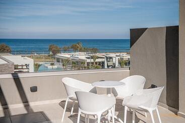 هتل Myrion Beach Resort & Spa   Adults Only