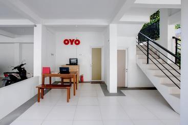 هتل Oyo 3279 Joy Residence