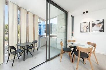 Brand New Luxury Apart In Surry Hills