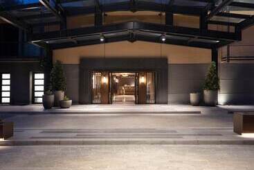 هتل The Lynx Mountain Resort
