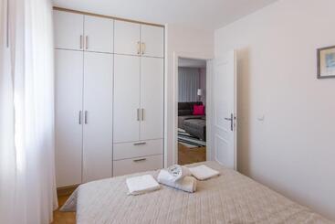 Apartment M And C