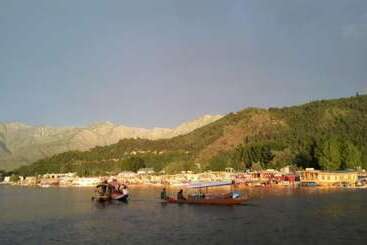 هتل Floating Heritage Group