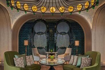 هتل Waldorf Astoria Xiamen