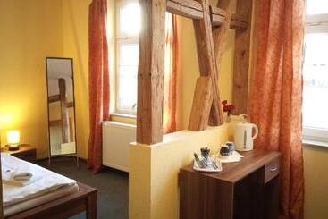 پانسیون Gasthof Zur Rose