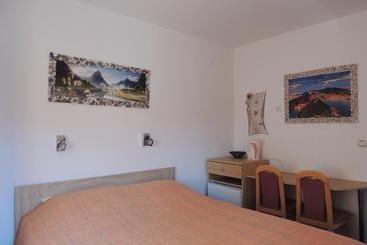Apartments Mijic