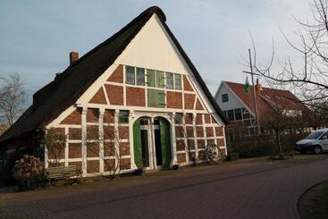 مبيت وإفطار Gästehaus Howe