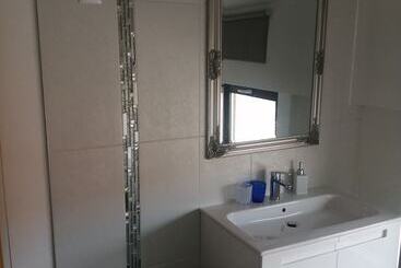 پانسیون Filsdeger Ház   Central Rooms & Apartmans