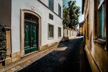 شقق خاصة سياحية Old Town Tale