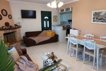 Ariadni Sea View Apartment