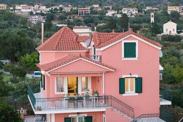Ariadni Sea View Apartment