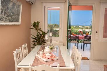 Ariadni Sea View Apartment