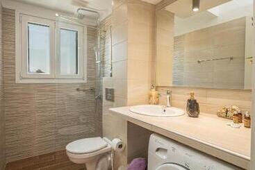 Ariadni Sea View Apartment